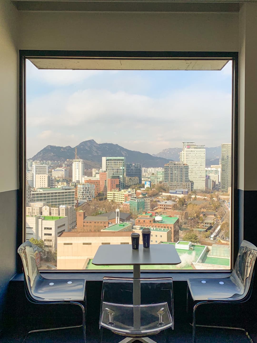 을지로, “커피앤시가렛” 사진 1