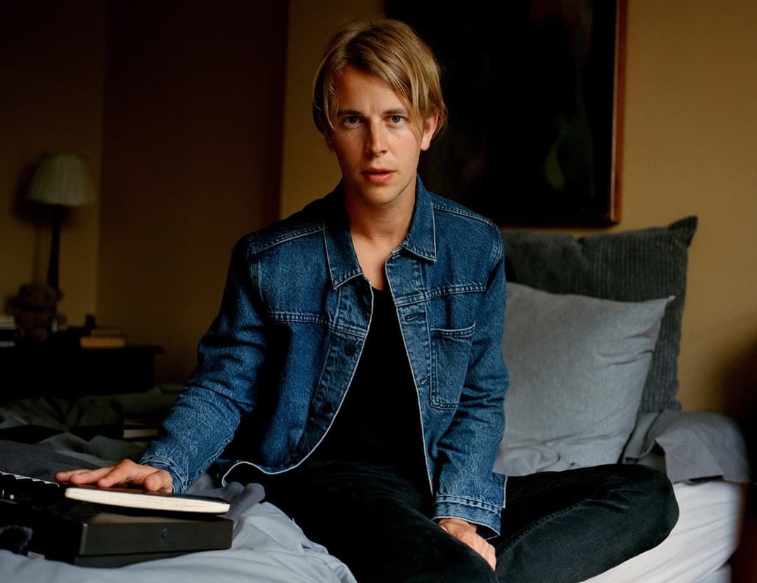 Tom Odell, “Constellations” 사진 2